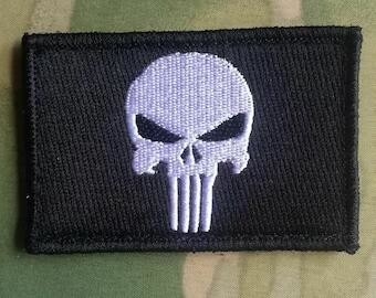 Skull Flag Punisher Rocker ปักเหล็กบนแพทช์ Front Biker Vest Mini Patch