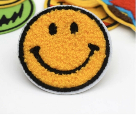 Chenille Smiley Face Patch - เหล็กบน Chenille Patch Smile Fashion Patch - สีเหลือง